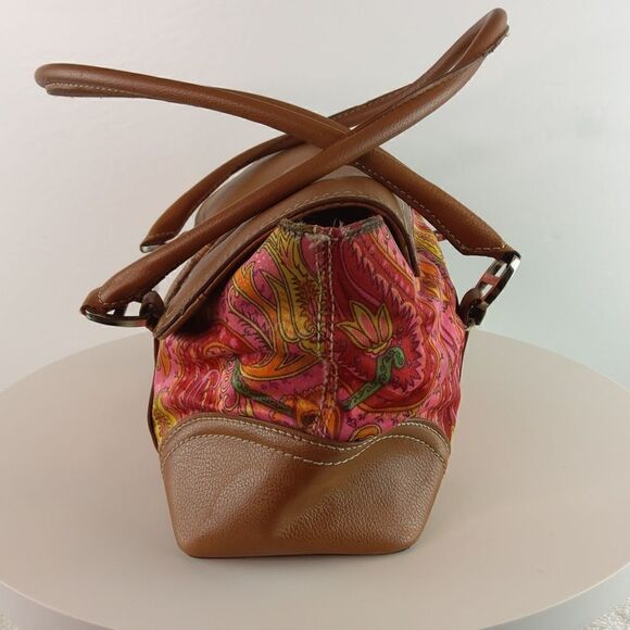 (3/$20) Liz Claiborne fuchsia paisley fabric and faux leather purse - Picture 8 of 16